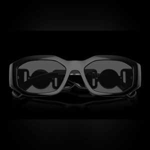 Black Geometric Sunglasses - Bold Modern Frame
